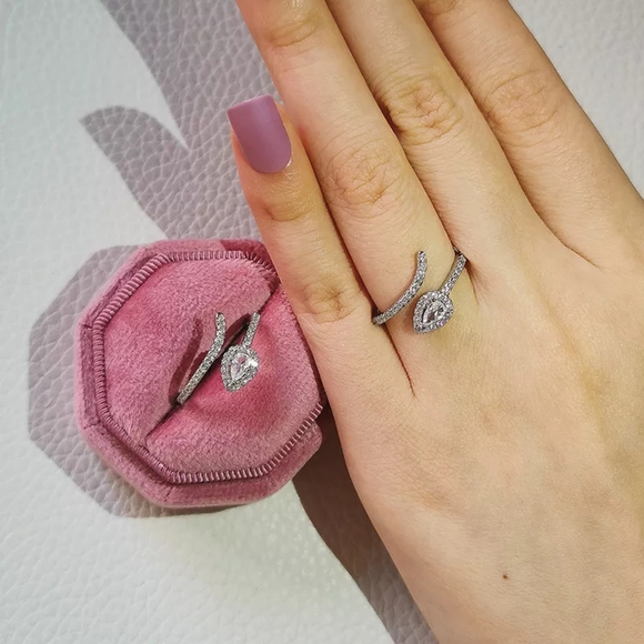 New Luxury 925 Sterling Silver Adjustable Ring - Picture 2 of 3